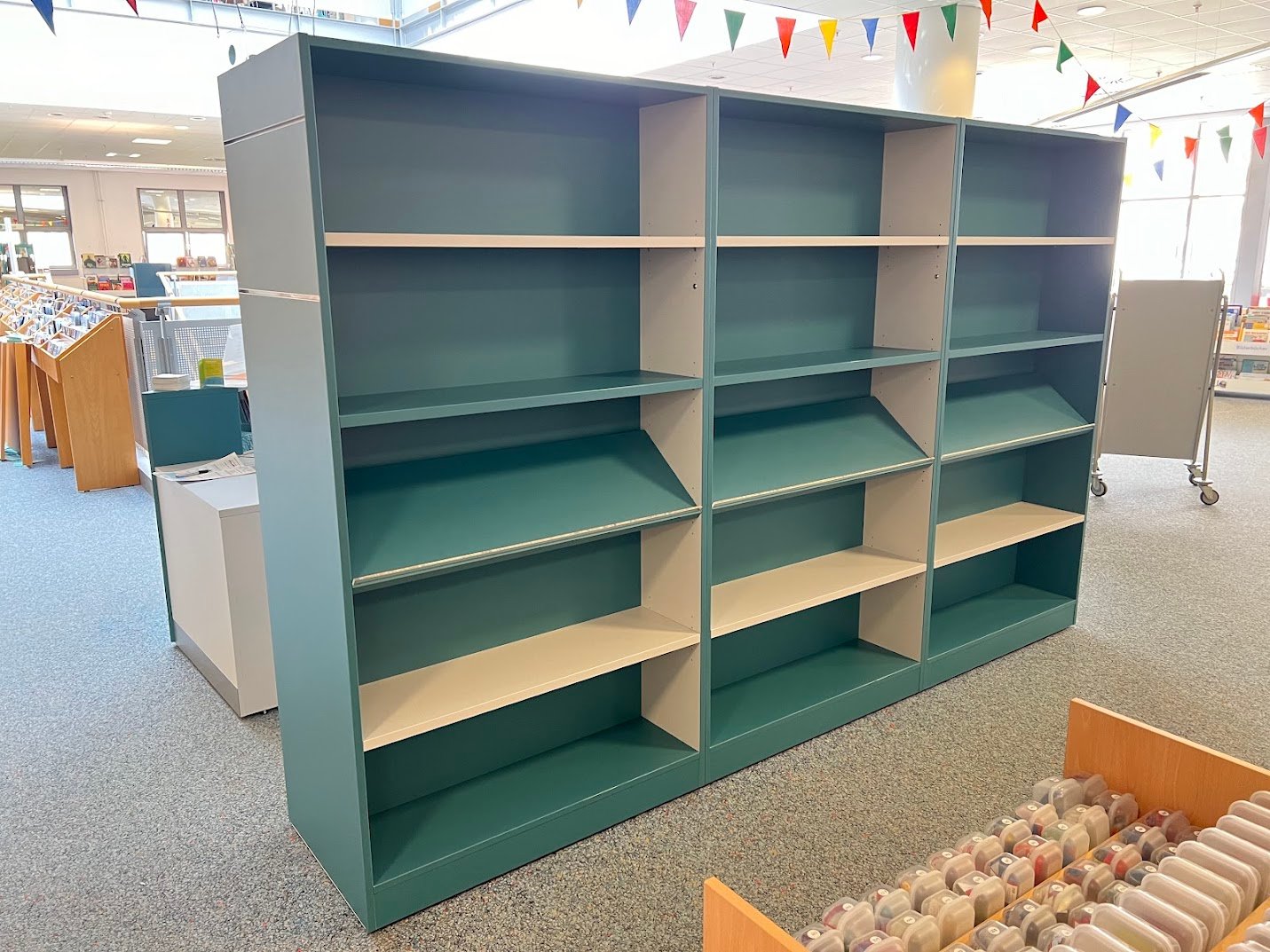 Anna-Seghers-Bibliothek Berlin - Raumteiler